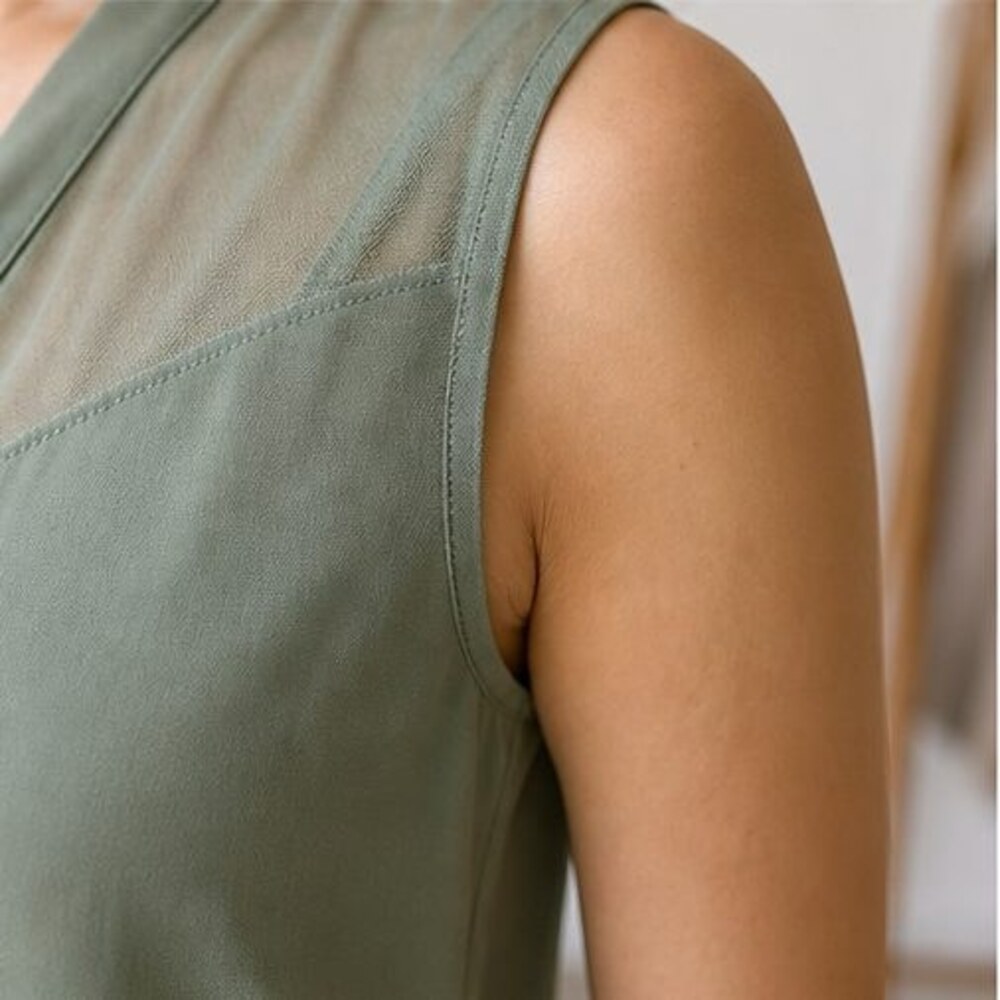 Sage Button Blouse - Picture 5 of 6